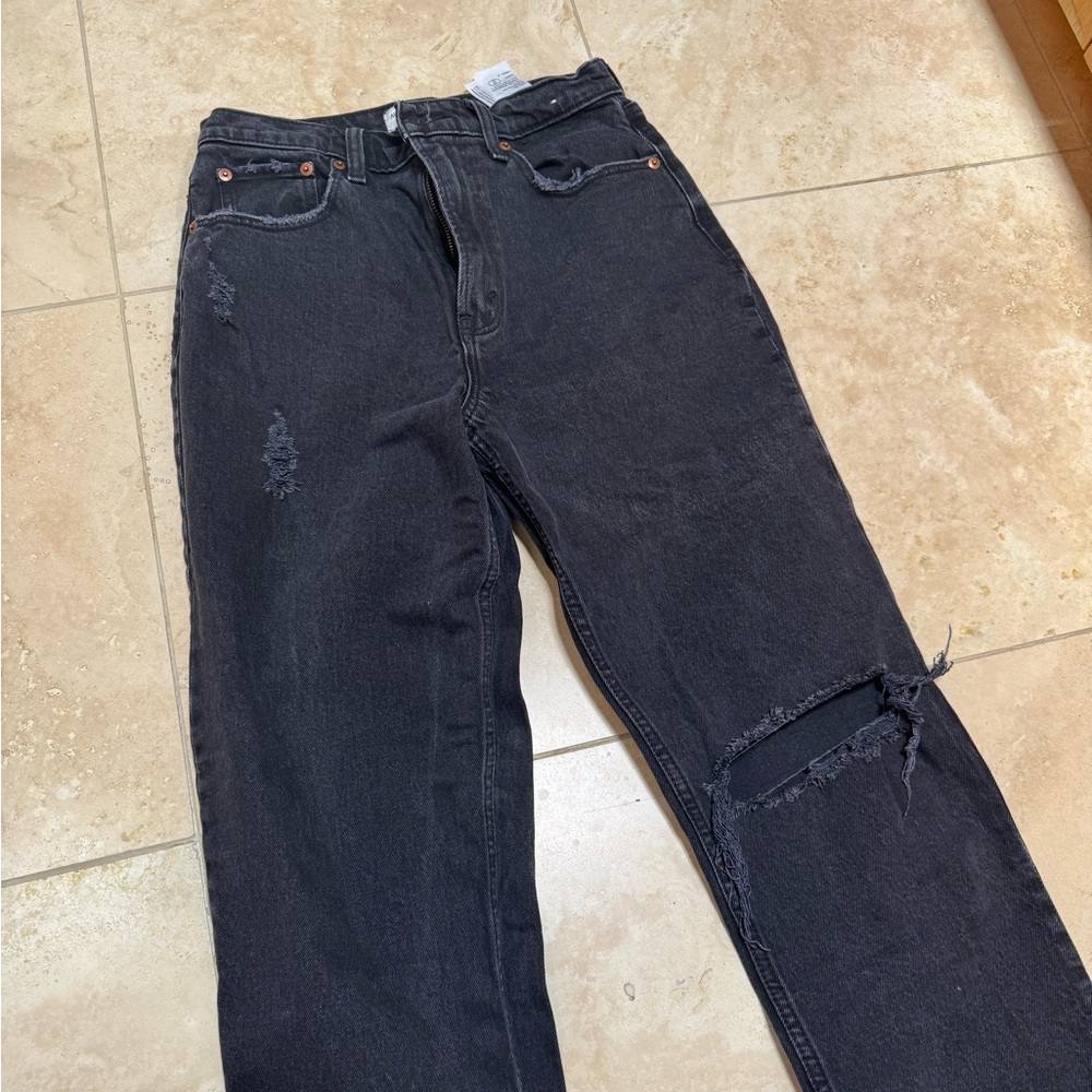 Abercrombie Black 90’s Straight Ultra High Rise Jeans - Picture 4 of 6